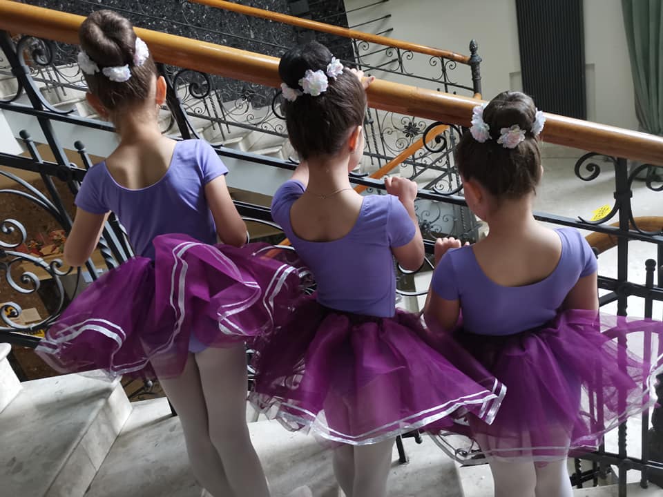 Centrul Cultural Reduta prezintă spectacolul de balet ,,Frumoasa și Bestia'' – 18 iunie ora 17.00