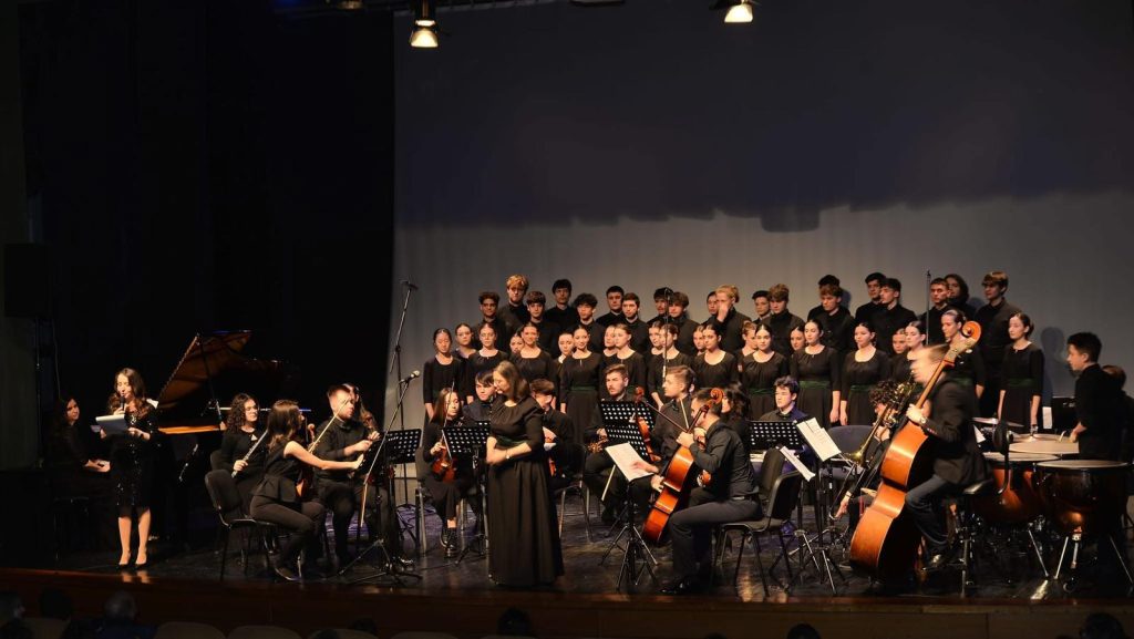 Știați că Liceul de Muzică „Tudor Ciortea” din Brașov este una dintre cele mai vechi și prestigioase instituții de educație muzicală din România?