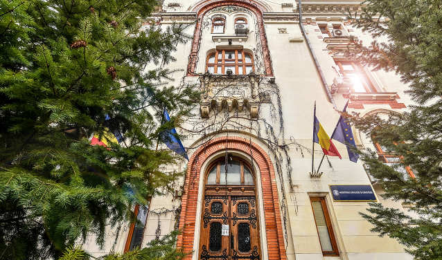 Ministerul Educației propune stimulente financiare pentru elevii care au obținut media 10 la examenele naționale
